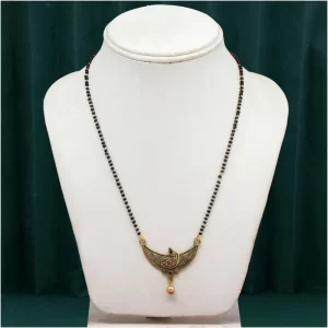 Generic Women’s Multi Color 5 Piece Of Mangalsutra Combo