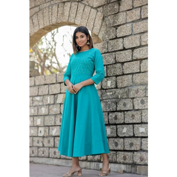 Women's Cotton Solid 3/4 Sleeve Round Neck Kurti (Green)