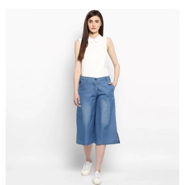 Women's Denim Solid Buttoned Below Knee Culottes (Light Blue)