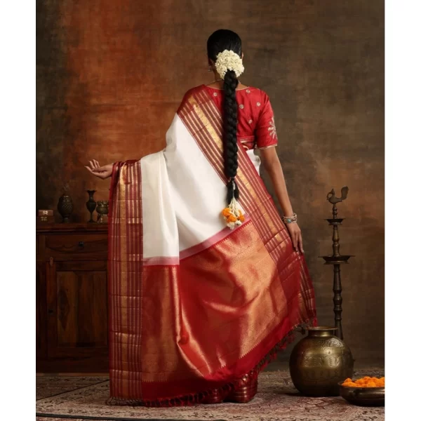 Women's Silk Printed Saree With Unstitched Blouse 5.5Mtr (White-Maroon)